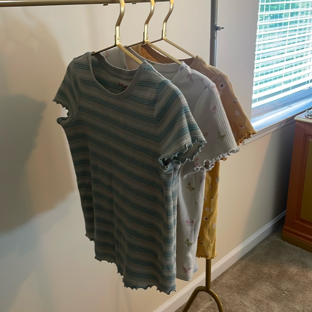 Cat and jack basically tees size XL